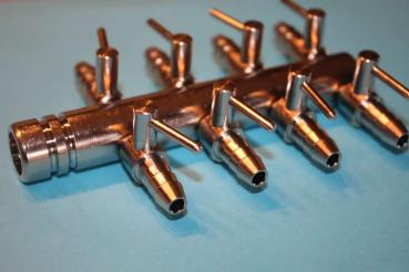 Metall Luftverteiler regelbar 18mm - 8 Hähne